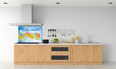 Glass splashback Citruses under water