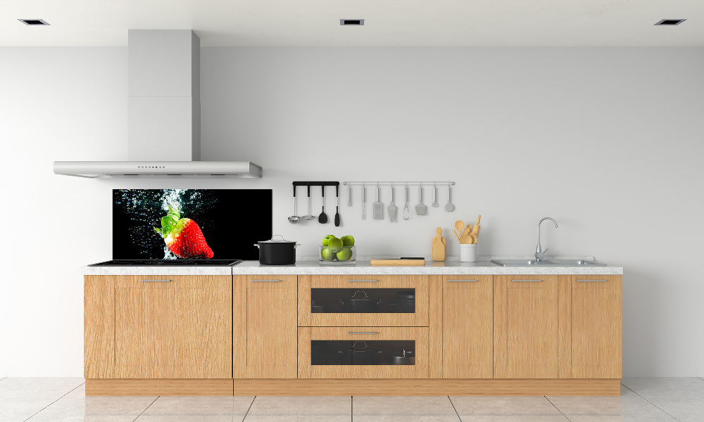 Kitchen splashback Strawberry underwater