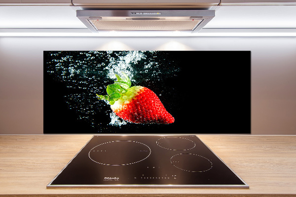 Kitchen splashback Strawberry underwater