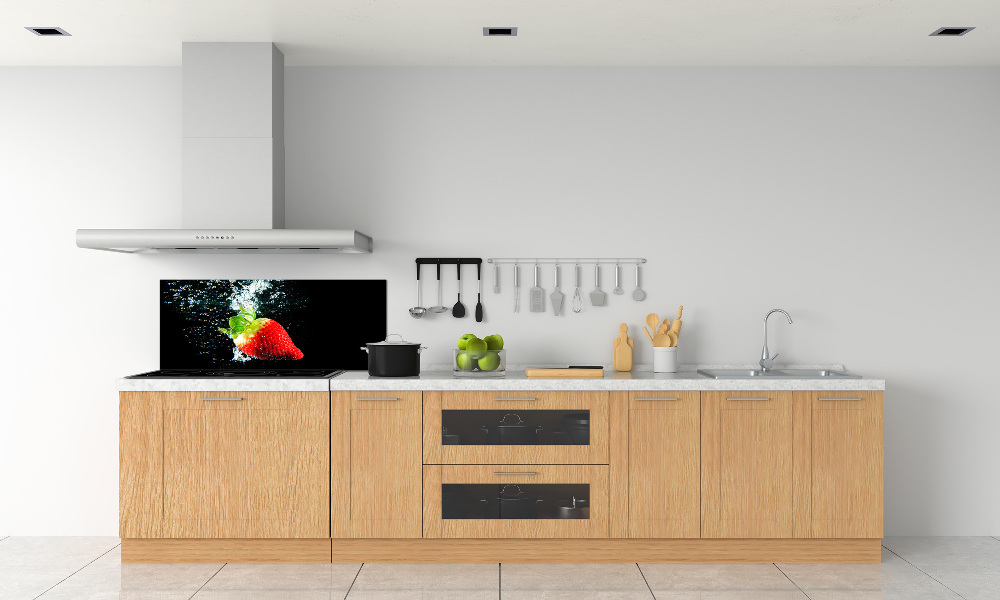 Kitchen splashback Strawberry underwater