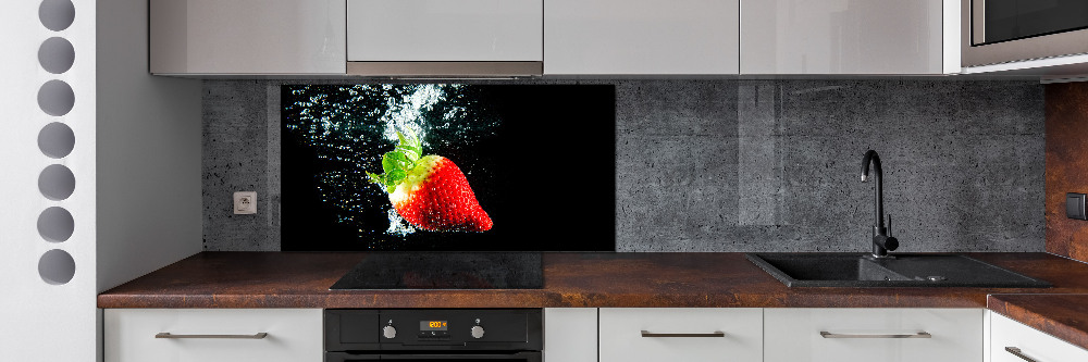 Kitchen splashback Strawberry underwater