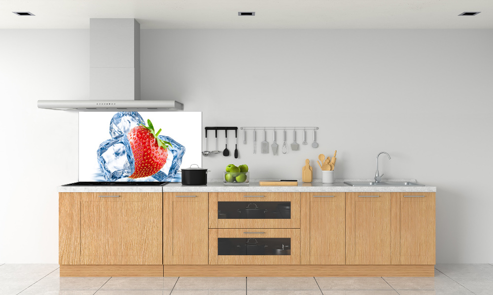 Kitchen splashback Strawberry with ice