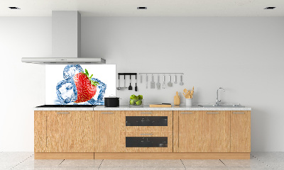 Kitchen splashback Strawberry with ice