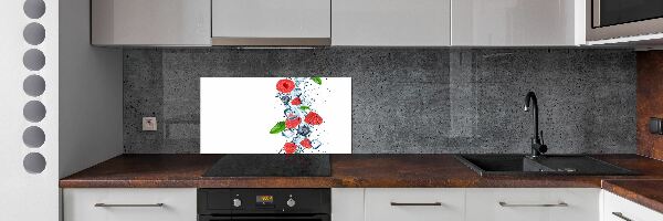 Cooker splashback Forest fruits with ice