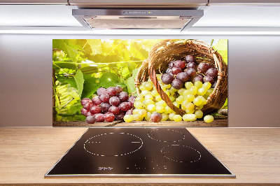 Cooker splashback Grapes in the basket