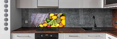 Kitchen splashback Fruit on wood