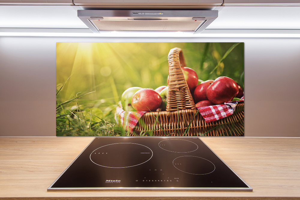 Glass splashback Apples in the basket