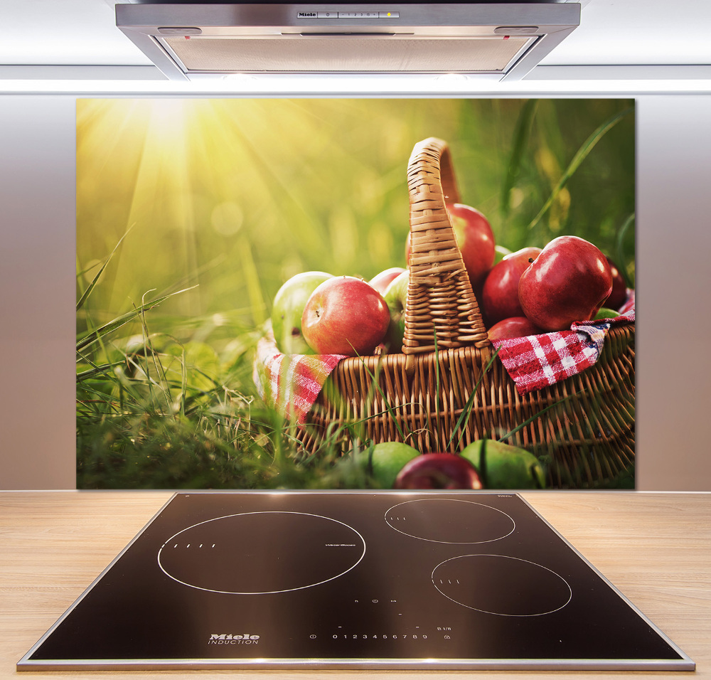 Glass splashback Apples in the basket