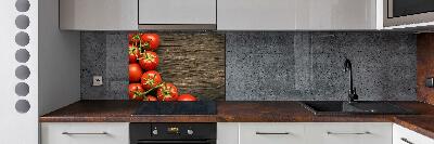 Cooker splashback Tomatoes on wood