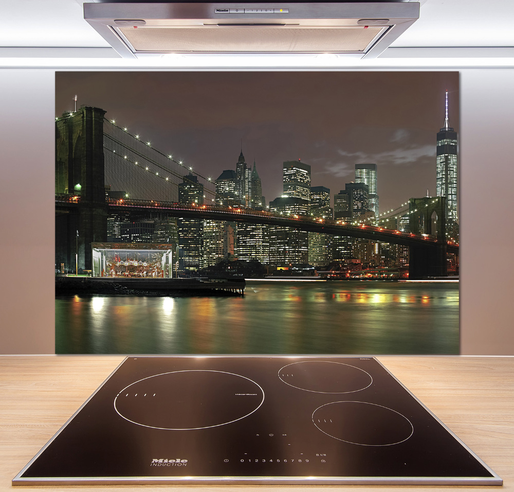 Cooker splashback New York at night