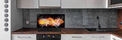 Cooker splashback Fire versus water