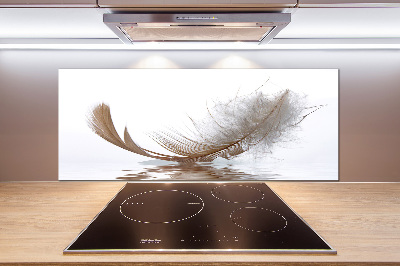 Kitchen splashback Feather on the water