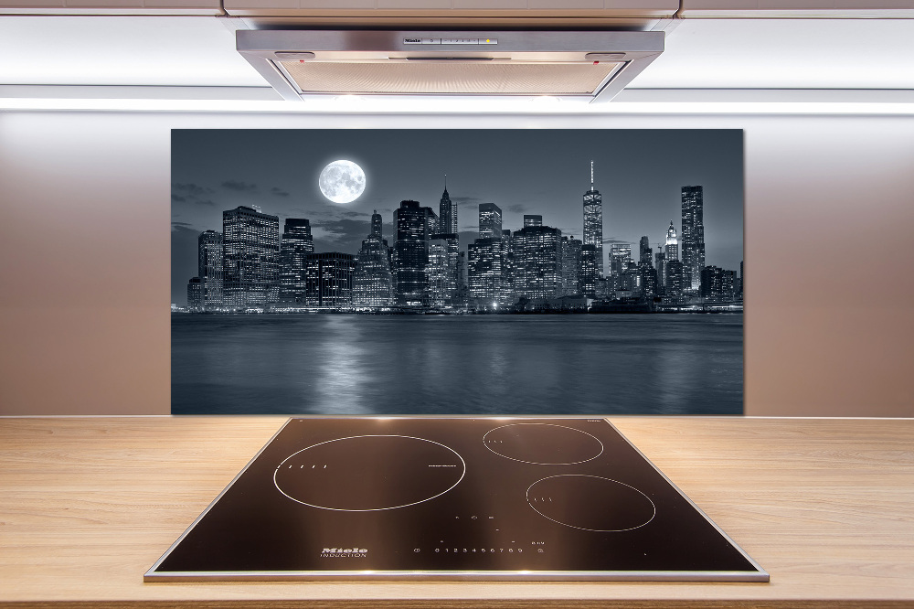 Cooker splashback New York at night