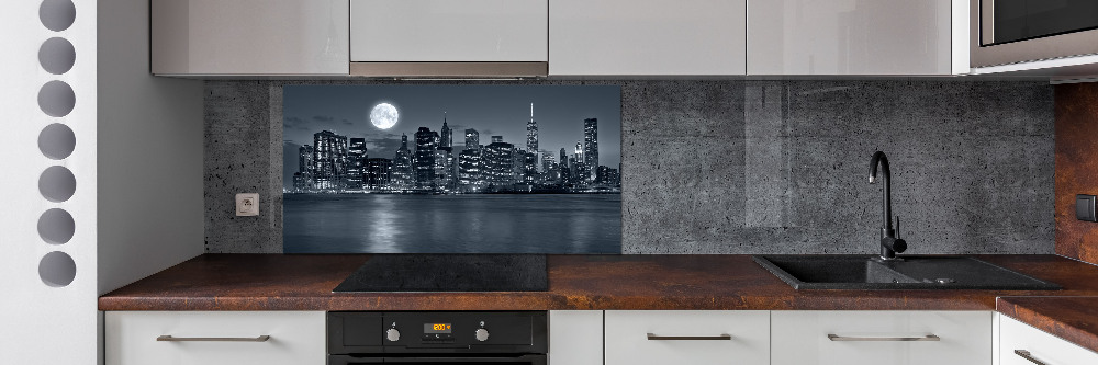 Cooker splashback New York at night