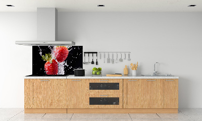 Cooker splashback Strawberries and water