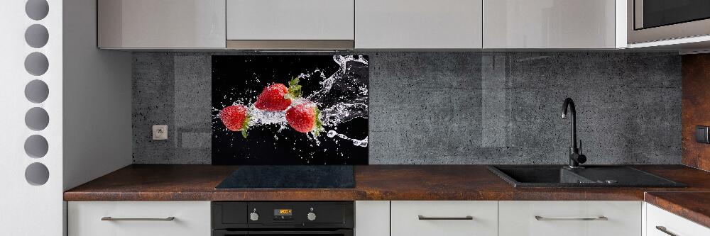 Cooker splashback Strawberries and water