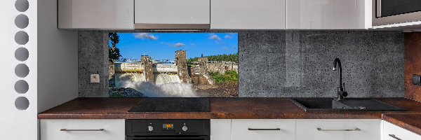 Glass splashback Water dam