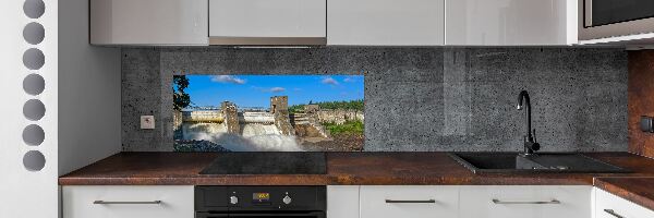 Glass splashback Water dam