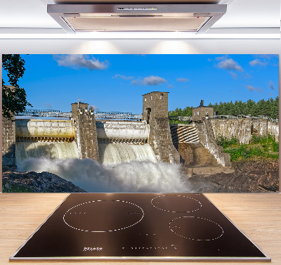 Glass splashback Water dam