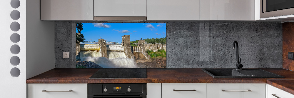 Glass splashback Water dam