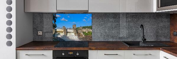 Glass splashback Water dam