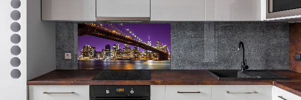 Glass splashback Manhattan at night