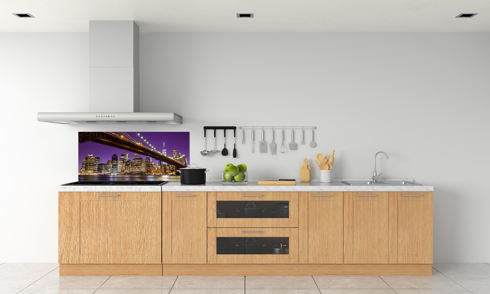 Glass splashback Manhattan at night