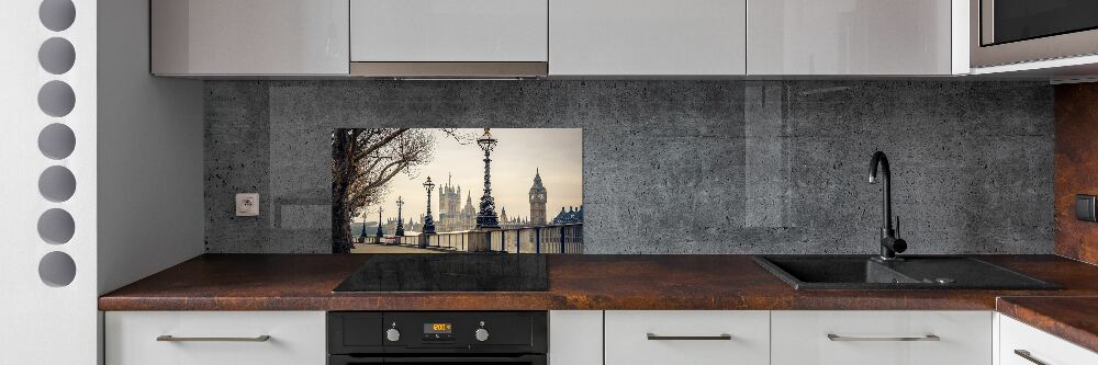 Kitchen splashback London in autumn