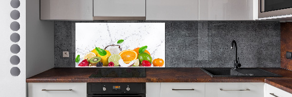 Cooker splashback Fruit and water