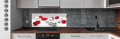 Cooker splashback Red and white balls