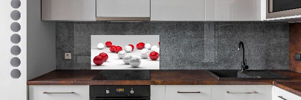 Cooker splashback Red and white balls