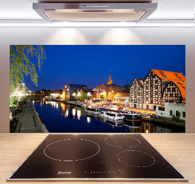 Cooker splashback Bydgoszcz at night