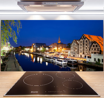 Cooker splashback Bydgoszcz at night