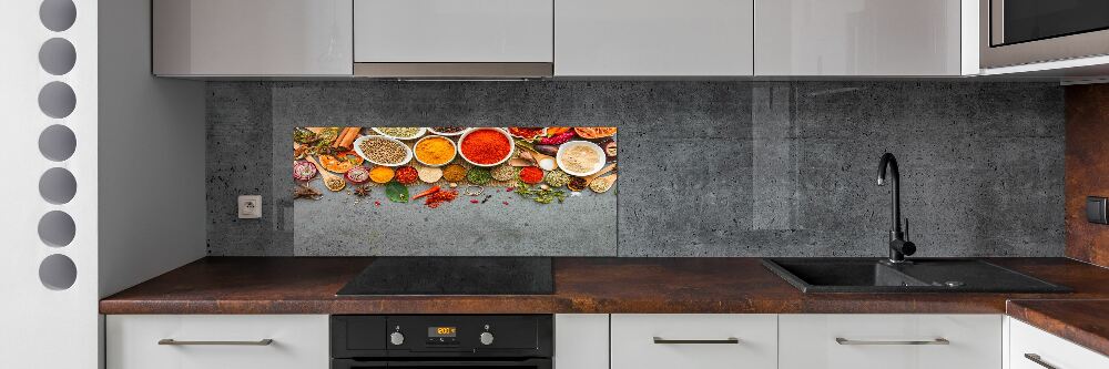 Glass splashback A mixture of spices