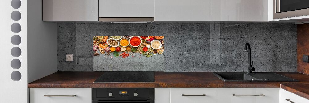 Glass splashback A mixture of spices