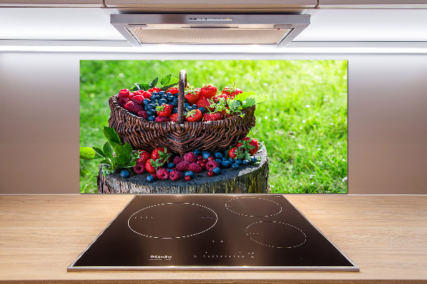 Cooker splashback Forest fruit basket