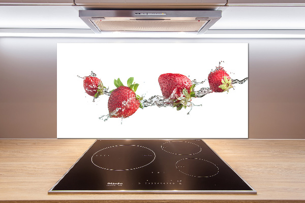 Cooker splashback Strawberries and water