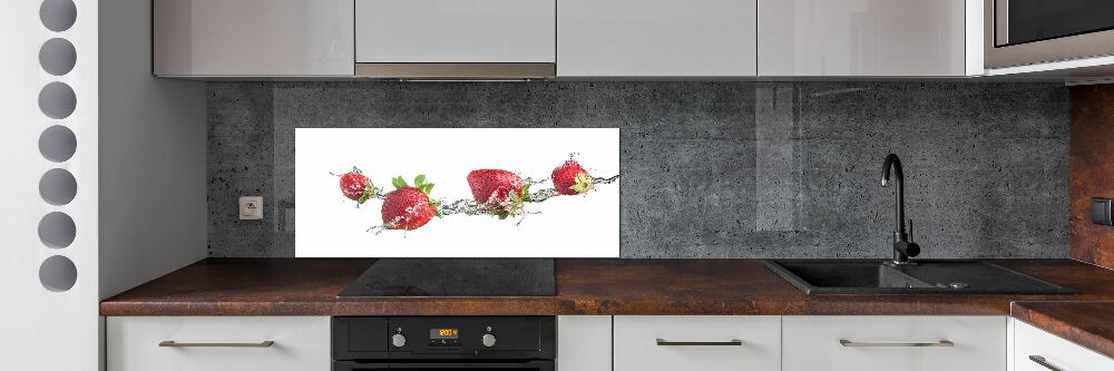 Cooker splashback Strawberries and water