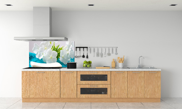 Kitchen splashback White spa flowers