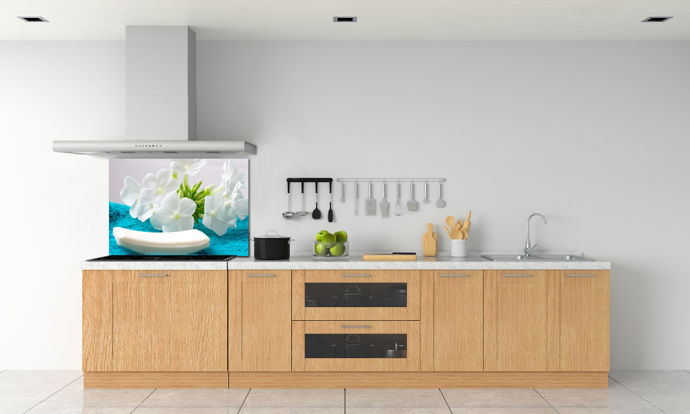 Kitchen splashback White spa flowers