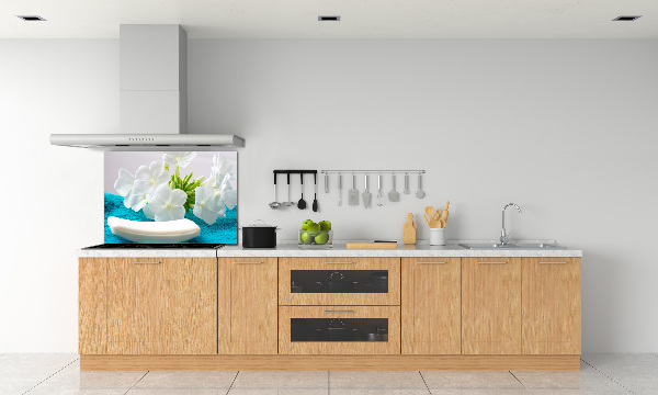 Kitchen splashback White spa flowers