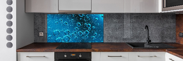 Glass splashback Bubbles under water