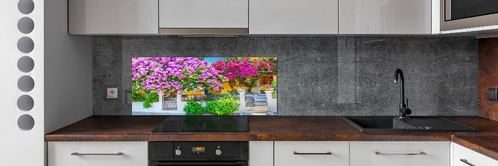 Cooker splashback House with bougenvilla