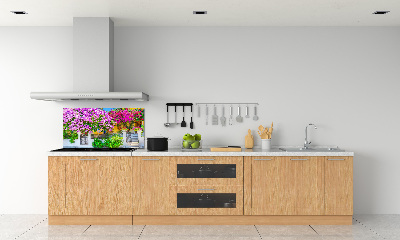 Cooker splashback House with bougenvilla