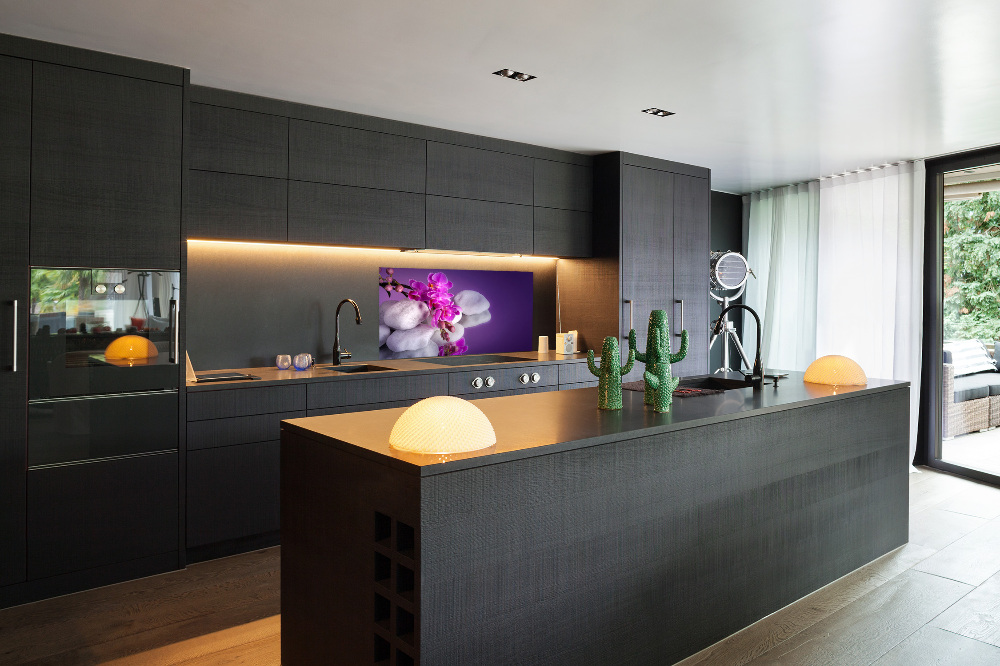 Cooker splashback Orchid