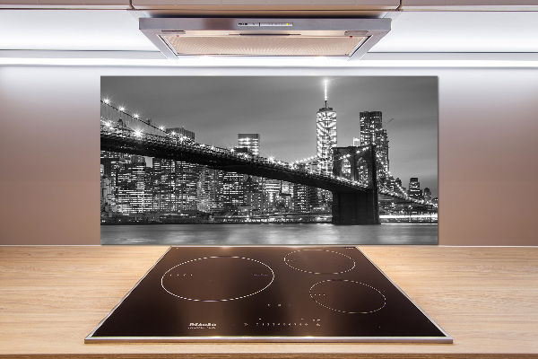 Cooker splashback New York at night