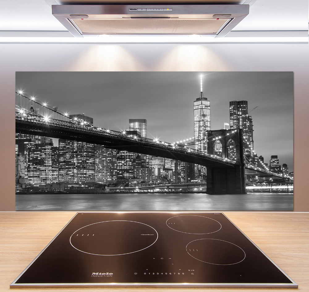 Cooker splashback New York at night