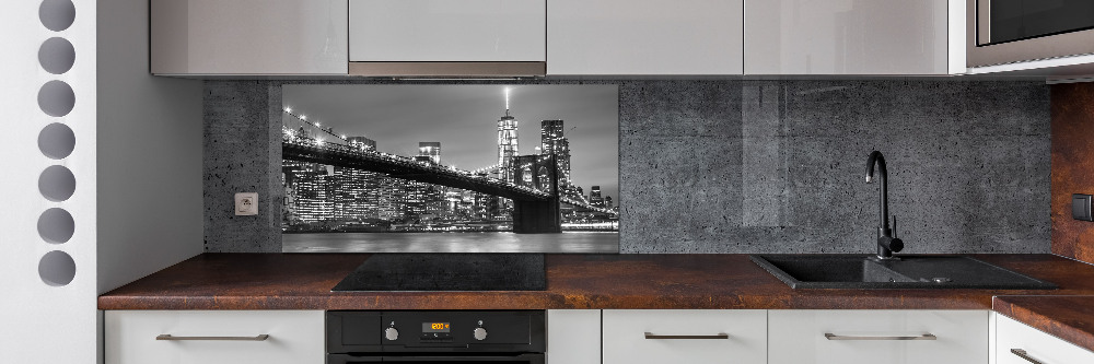 Cooker splashback New York at night