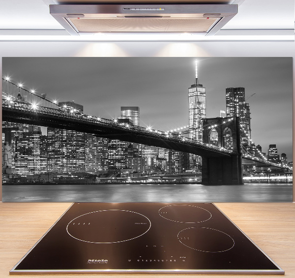 Cooker splashback New York at night