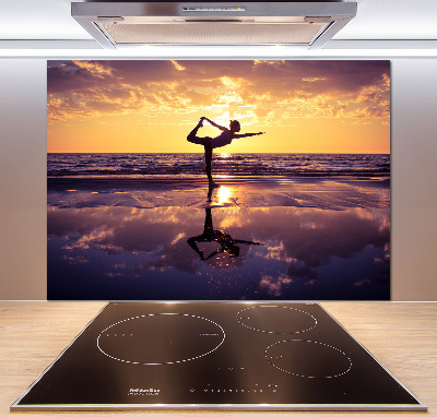 Cooker splashback Yoga on the beach